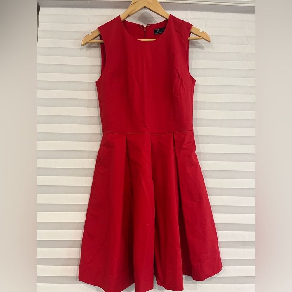 GAP WOMEN’S DRESS